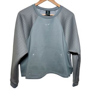 Nike Pro Fleece Crew Long Sleeve Top Sweatshirt Center Swoosh Gray Women’s Large